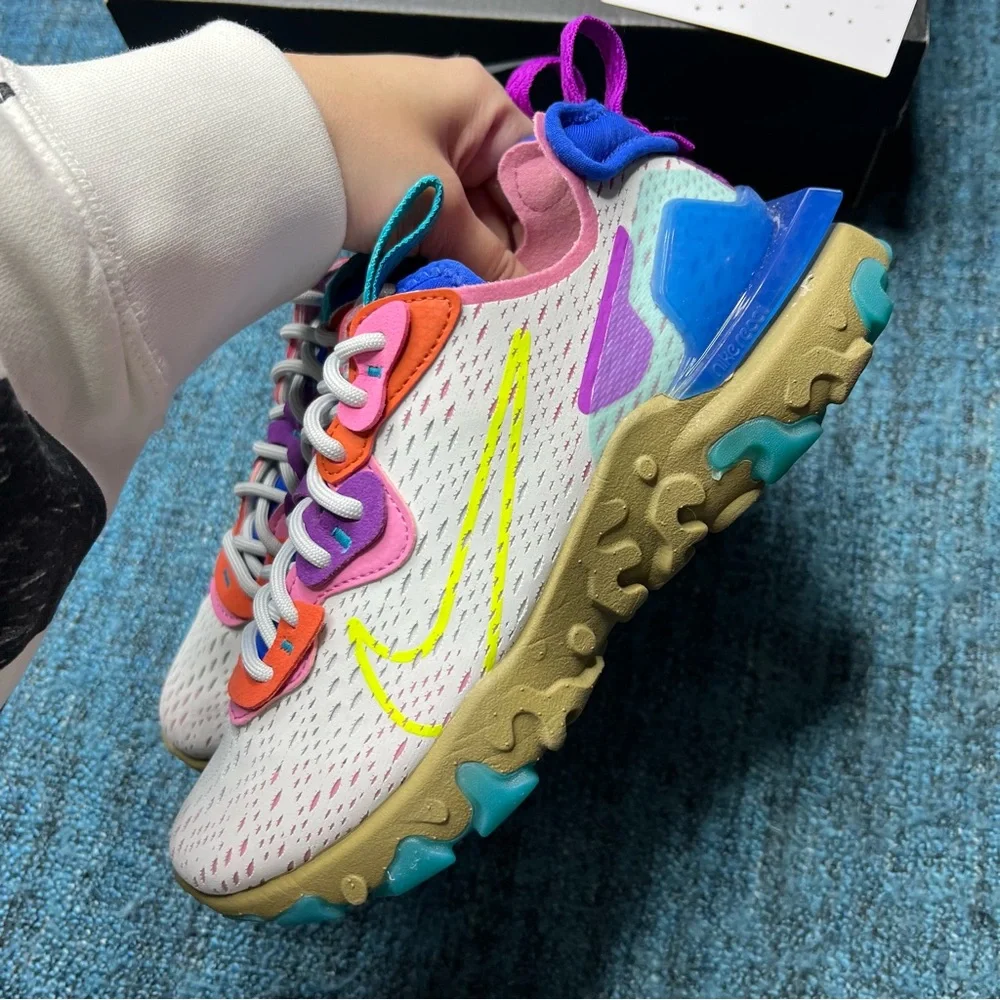 Nike NSW React Vision D/MS/X Sneakers in Photon Dust Lemon Venom Women's Size 6
